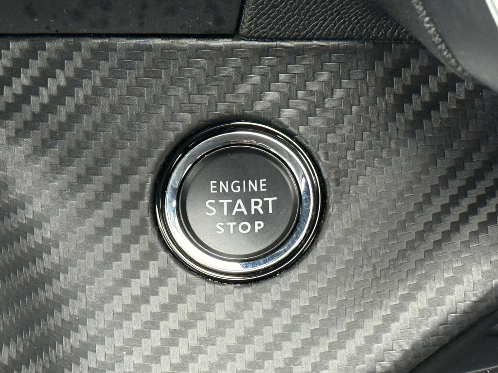 Peugeot 2008 (N975DS) met abonnement