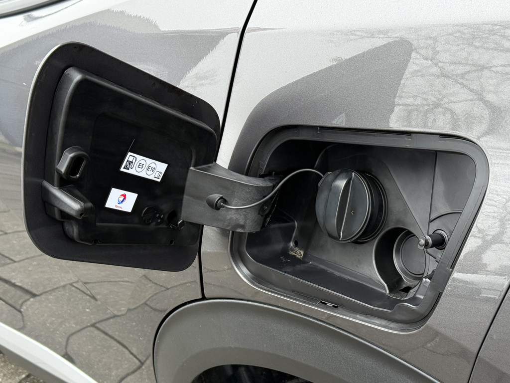 Peugeot 2008 (N975DS) met abonnement