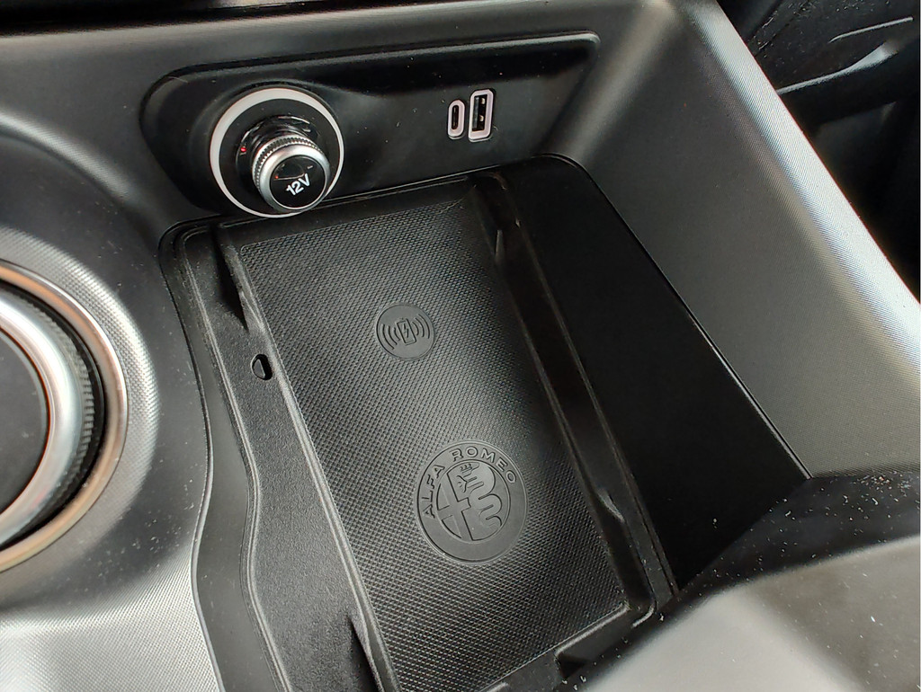 Alfa Romeo Tonale (JSG87R) met abonnement