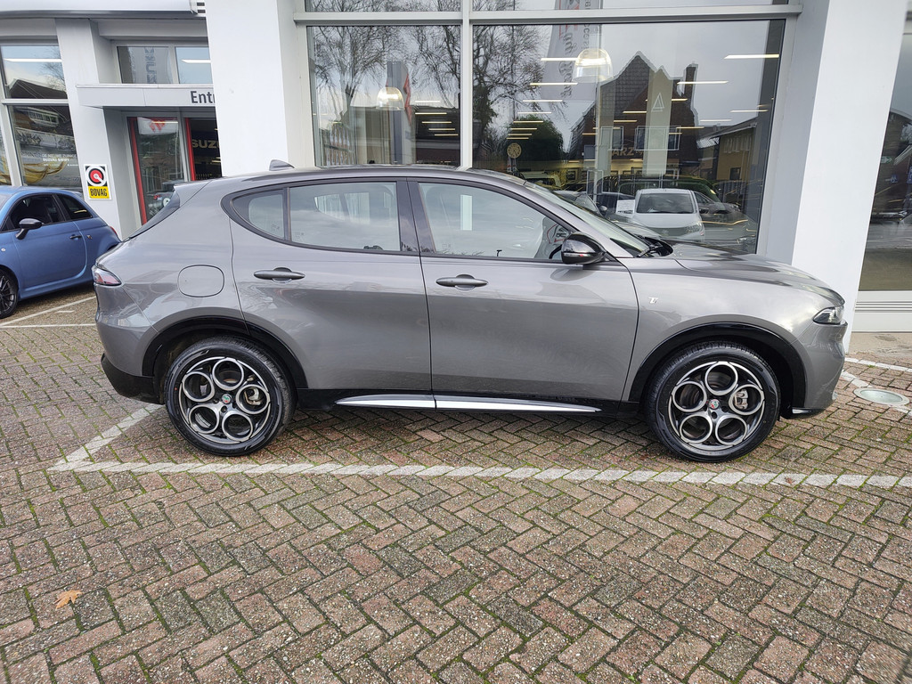 Alfa Romeo Tonale (JSG87R) met abonnement