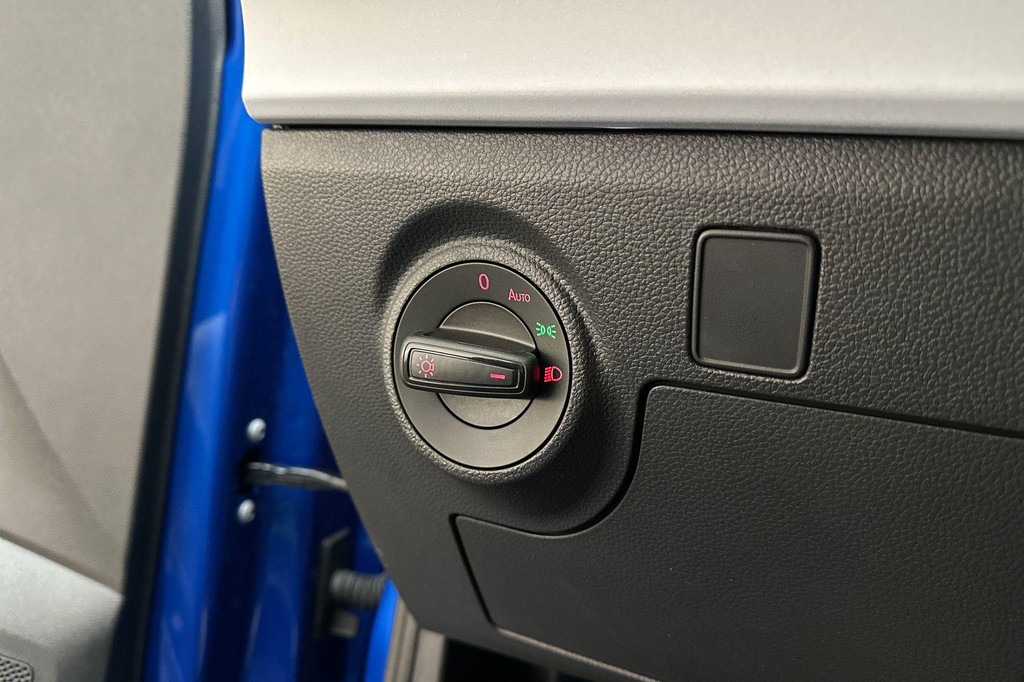 Seat Arona (JPJ86X) met abonnement