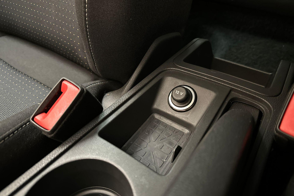 Seat Arona (JPJ86X) met abonnement