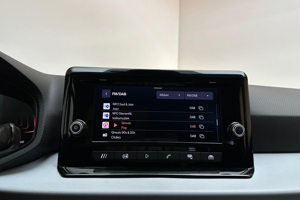 Seat Arona (JPJ86X) met abonnement