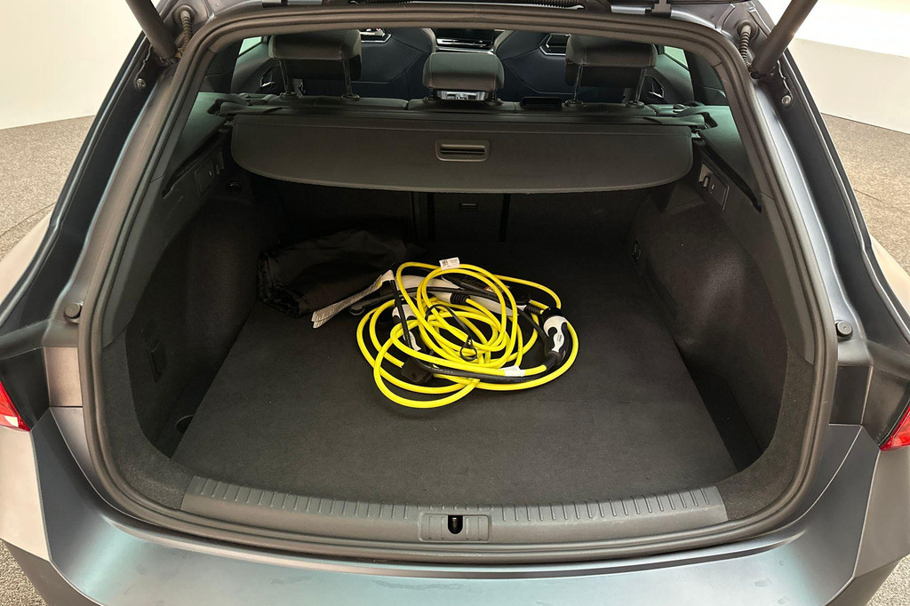 CUPRA Leon Sportstourer (JSG08V) met abonnement