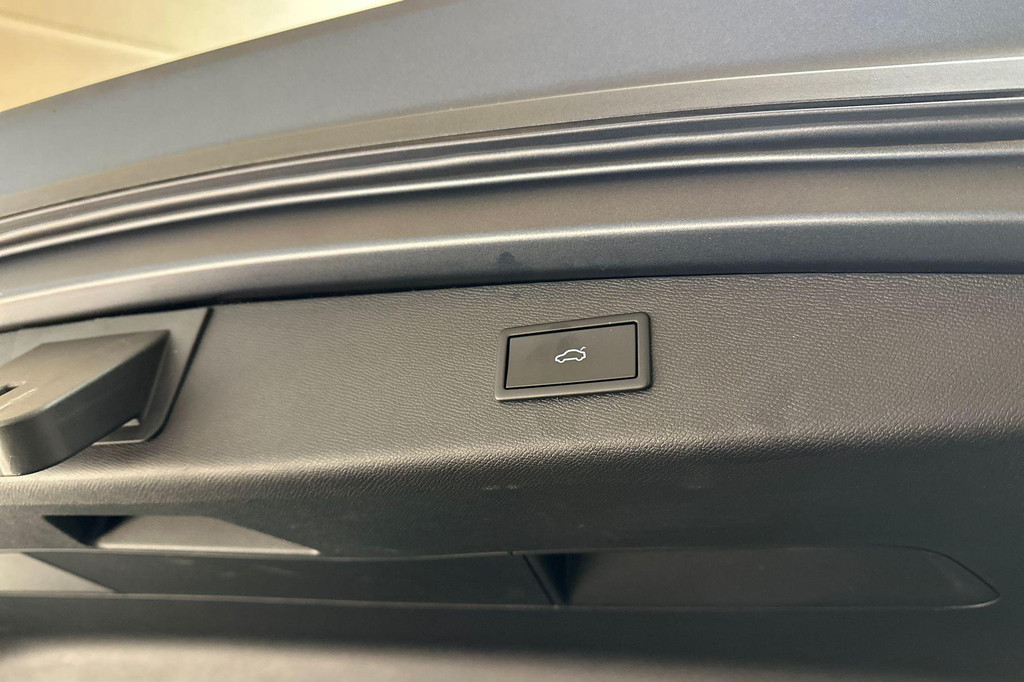 CUPRA Leon Sportstourer (JSG08V) met abonnement