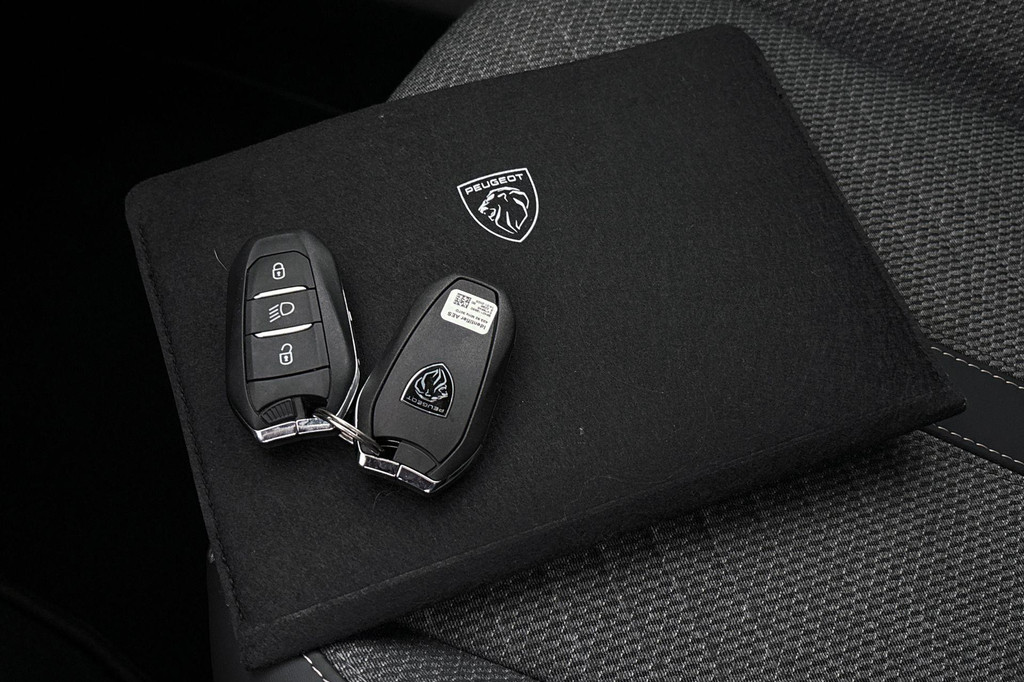 Peugeot 2008 (JSB54Z) met abonnement