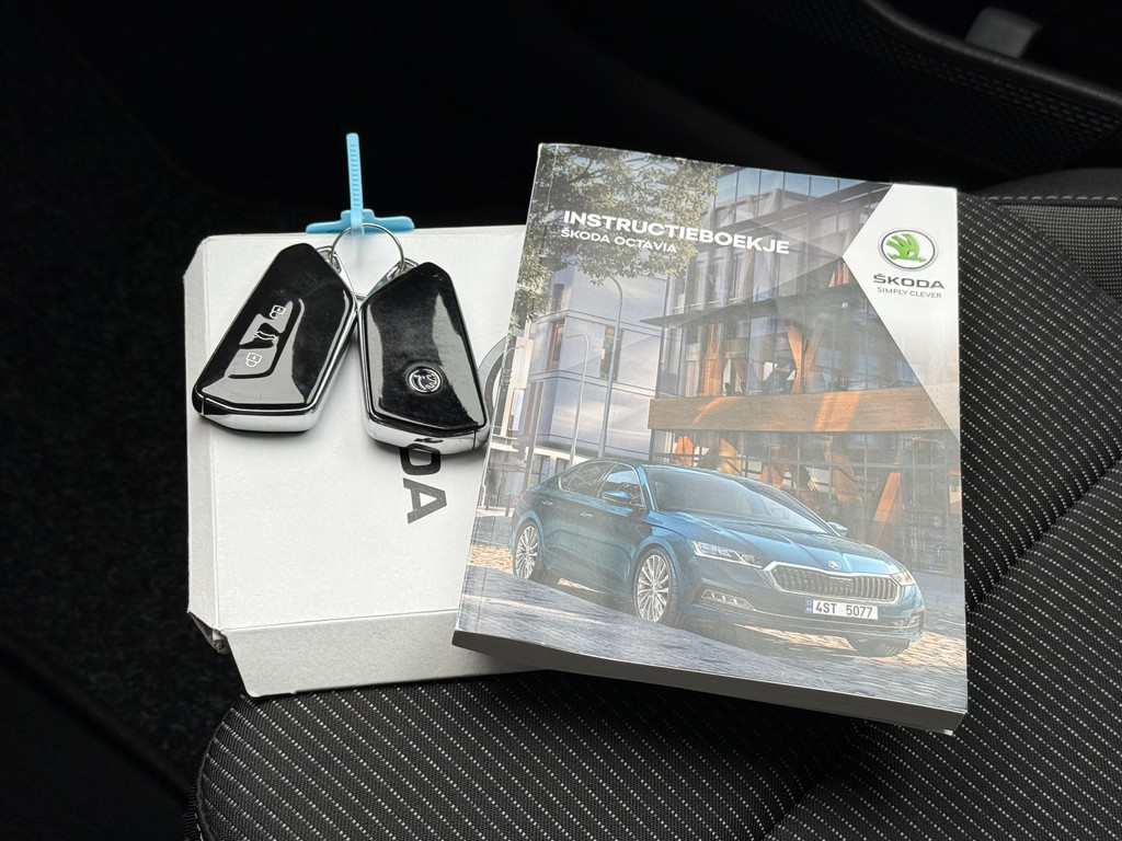 ŠKODA Octavia (R943KL) met abonnement
