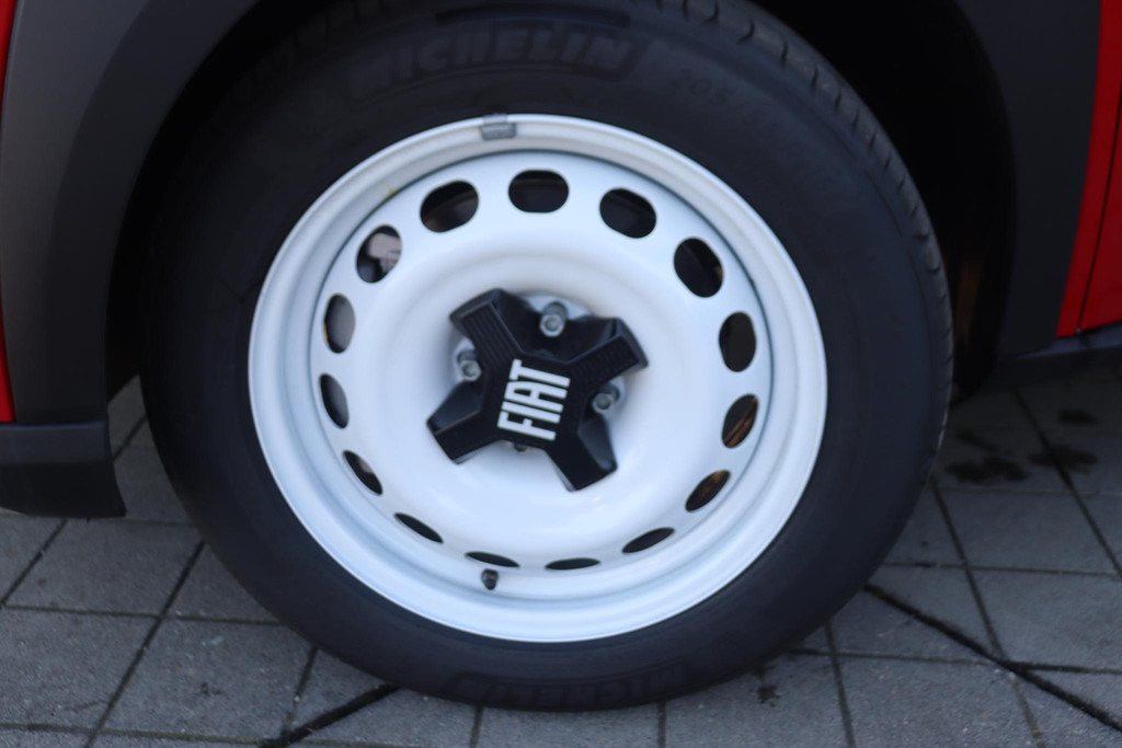 Fiat Panda (JRZ75T) met abonnement