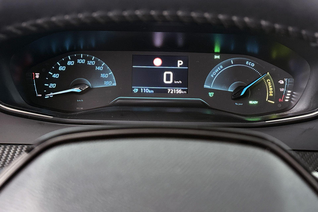 Peugeot e-2008 (R712BK) met abonnement