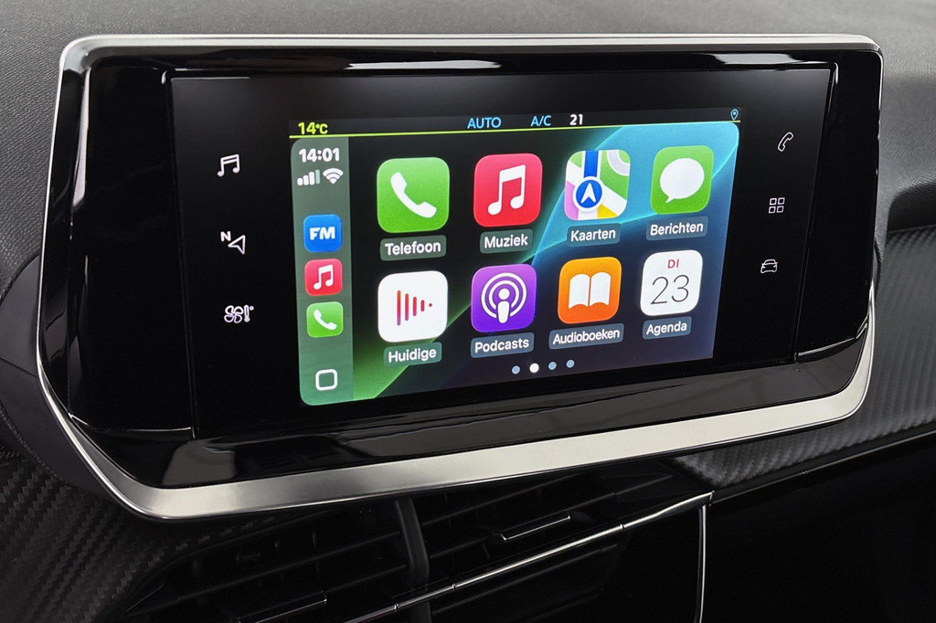 Peugeot e-2008 (R712BK) met abonnement