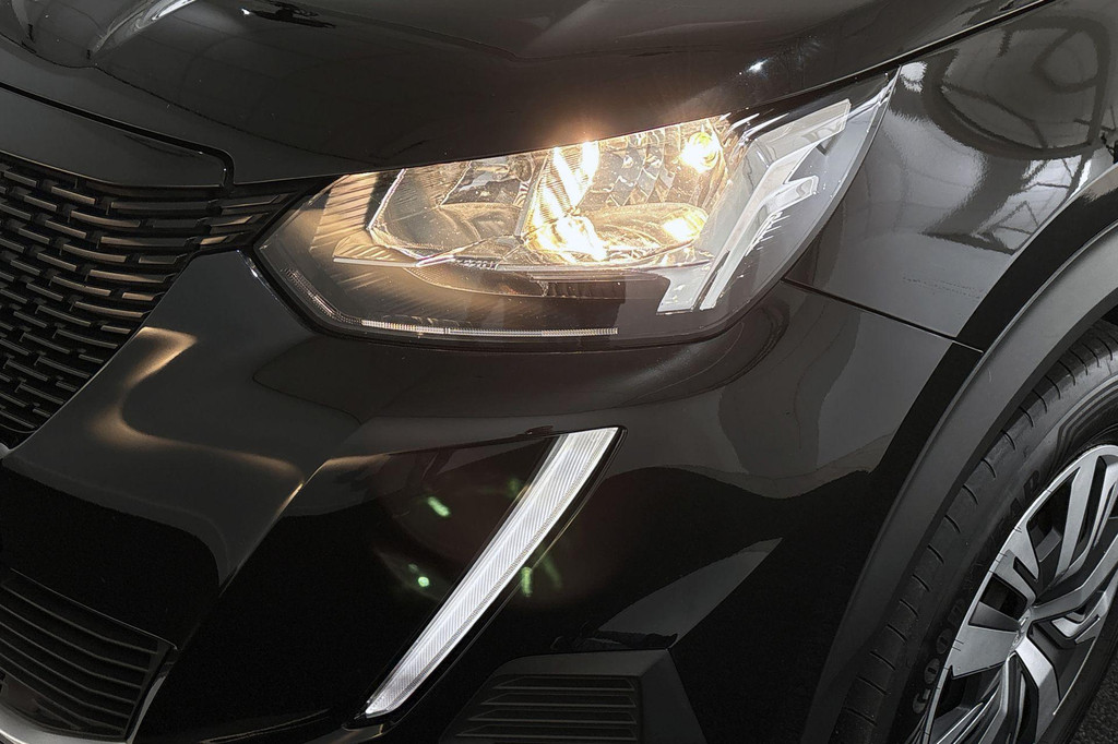 Peugeot e-2008 (R712BK) met abonnement