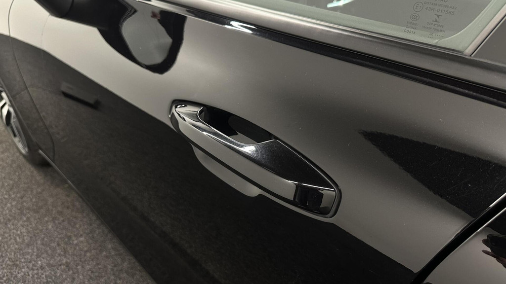 Volvo V60 (J877ZL) met abonnement