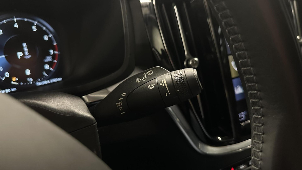 Volvo V60 (J877ZL) met abonnement