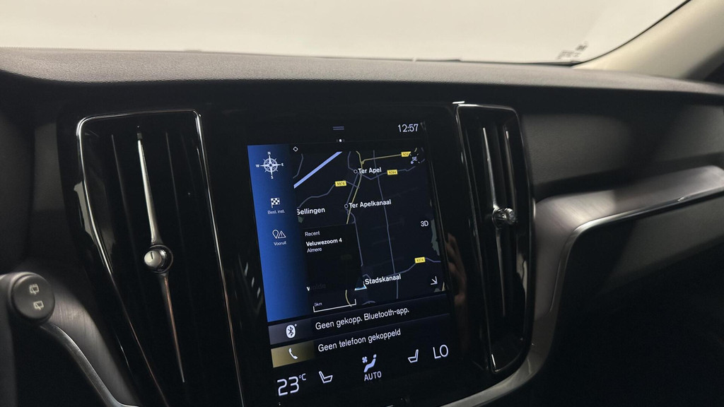 Volvo V60 (J877ZL) met abonnement