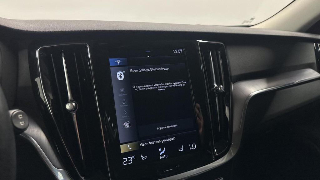 Volvo V60 (J877ZL) met abonnement