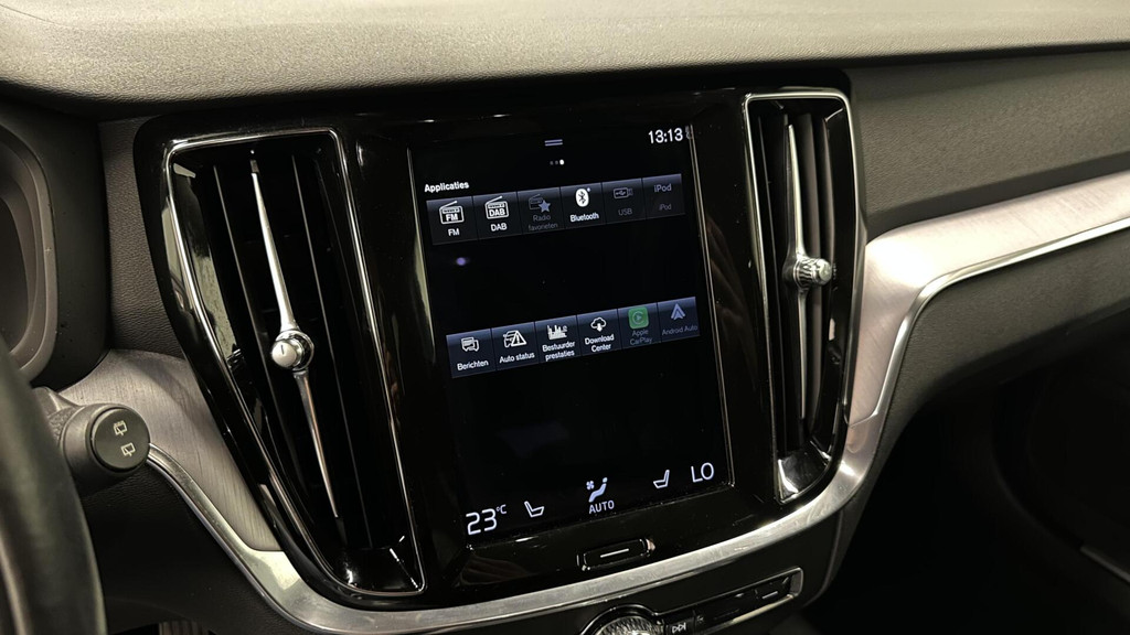 Volvo V60 (J877ZL) met abonnement