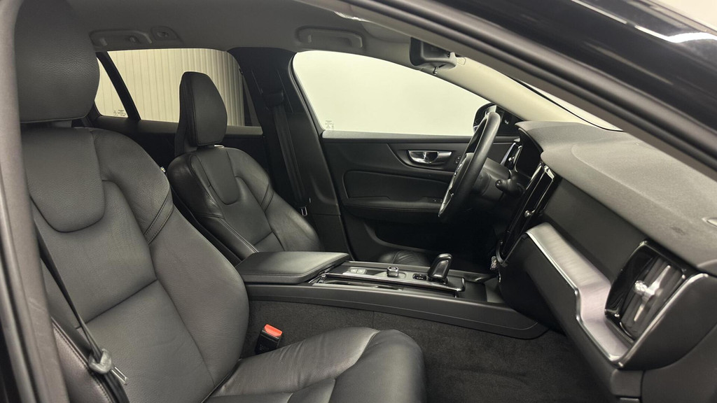 Volvo V60 (J877ZL) met abonnement