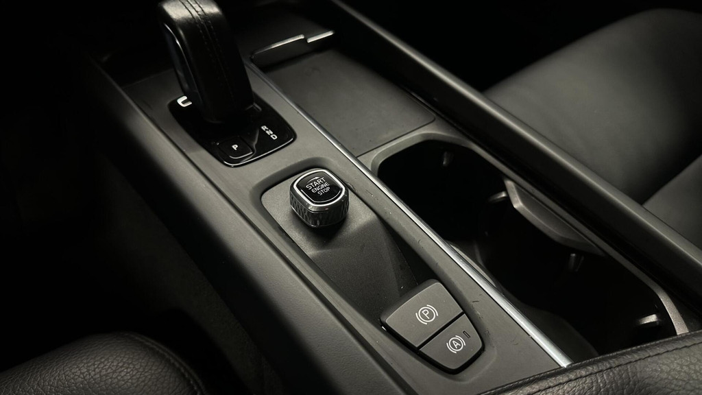 Volvo V60 (J877ZL) met abonnement