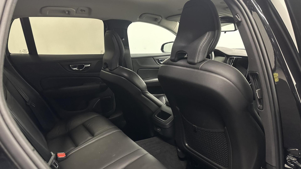 Volvo V60 (J877ZL) met abonnement