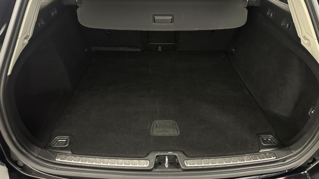 Volvo V60 (J877ZL) met abonnement