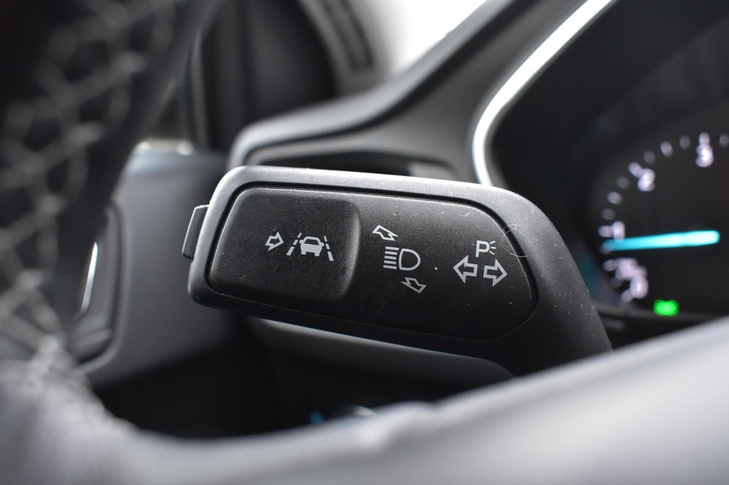 Ford FOCUS Wagon (G929SG) met abonnement