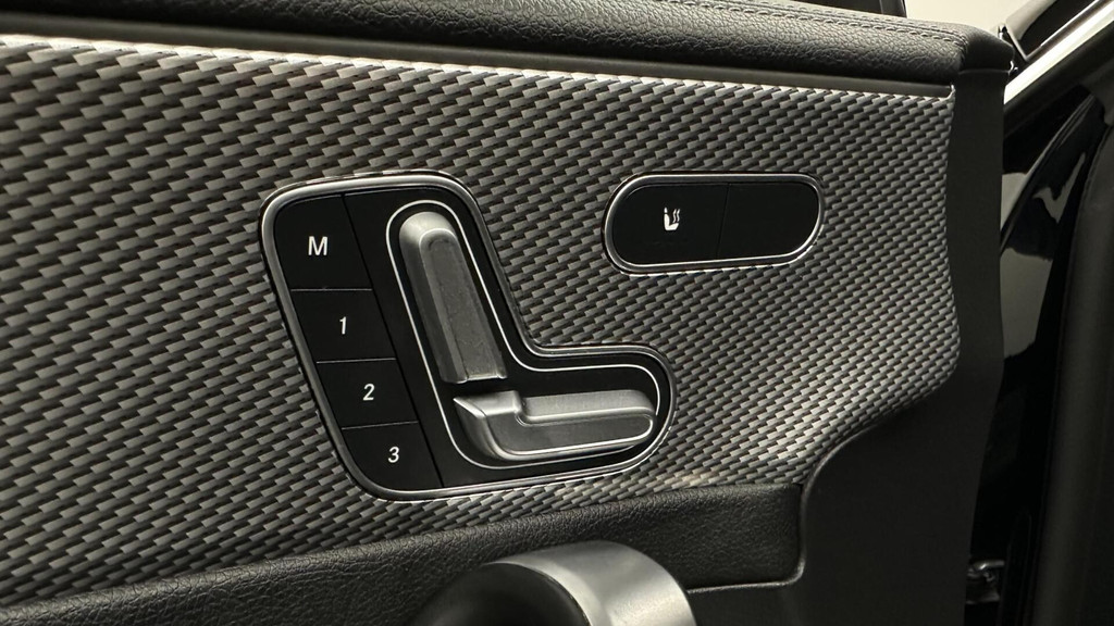 Mercedes-Benz CLA-Klasse (K771XV) met abonnement