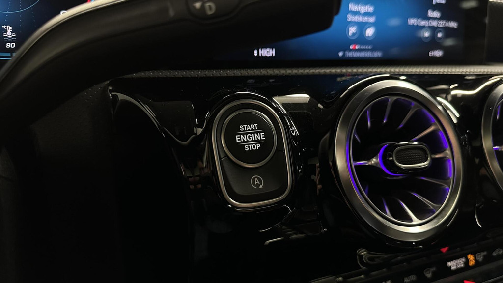 Mercedes-Benz CLA-Klasse (K771XV) met abonnement