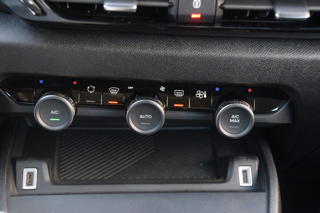 Citroën Ë-C4 (T395PG) met abonnement