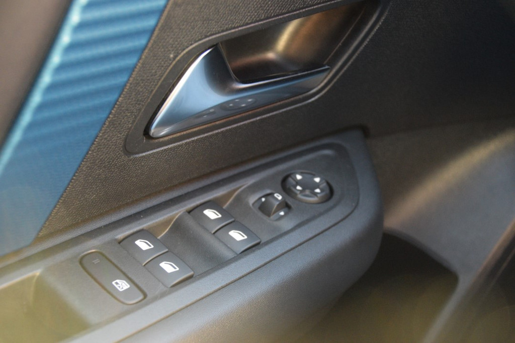 Citroën Ë-C4 (T395PG) met abonnement