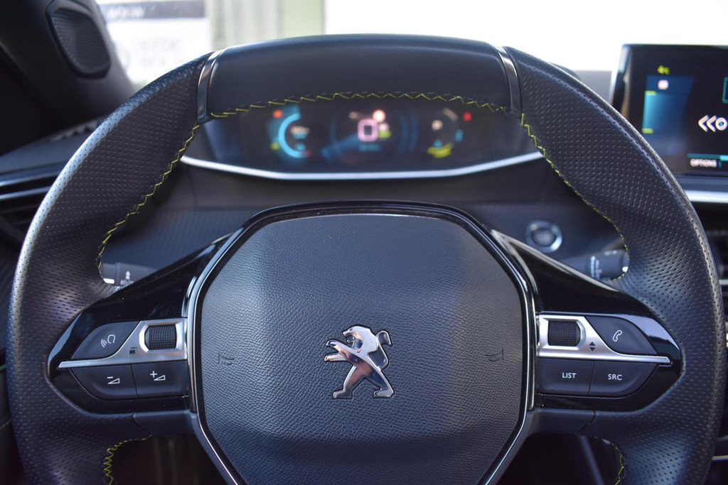 Peugeot e-2008 (J716TT) met abonnement