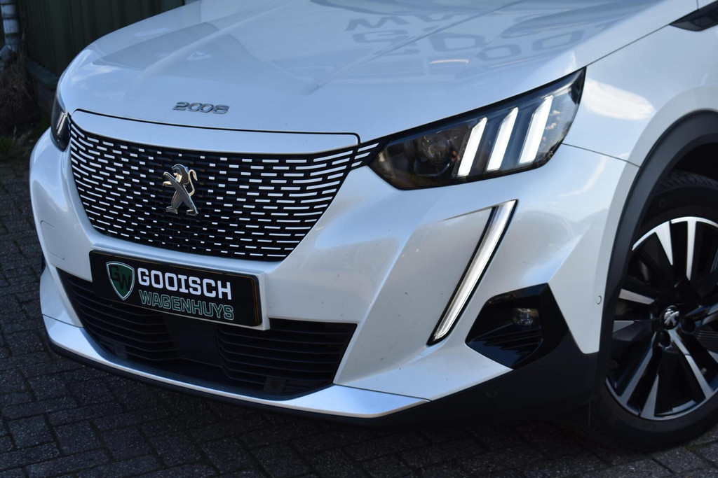 Peugeot e-2008 (J716TT) met abonnement
