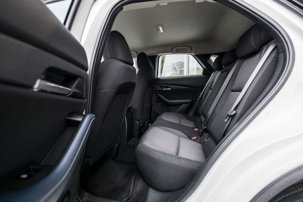 Mazda CX-30 (H822KZ) met abonnement