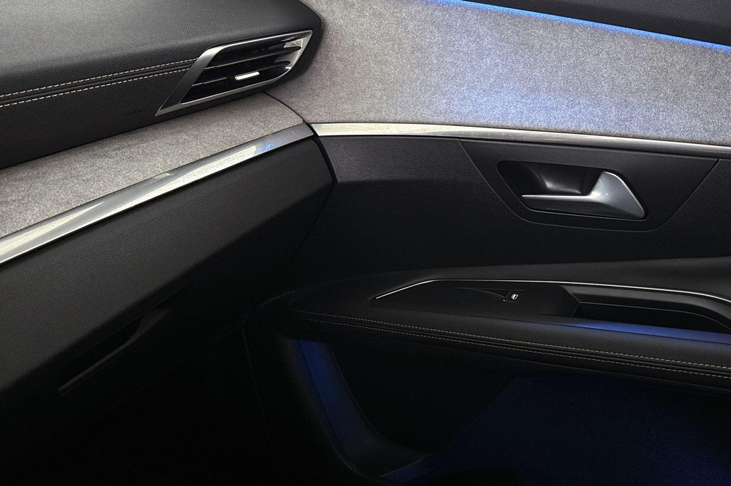 Peugeot 3008 (N896DH) met abonnement