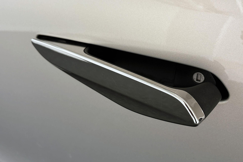 DS DS 4 (P057XD) met abonnement