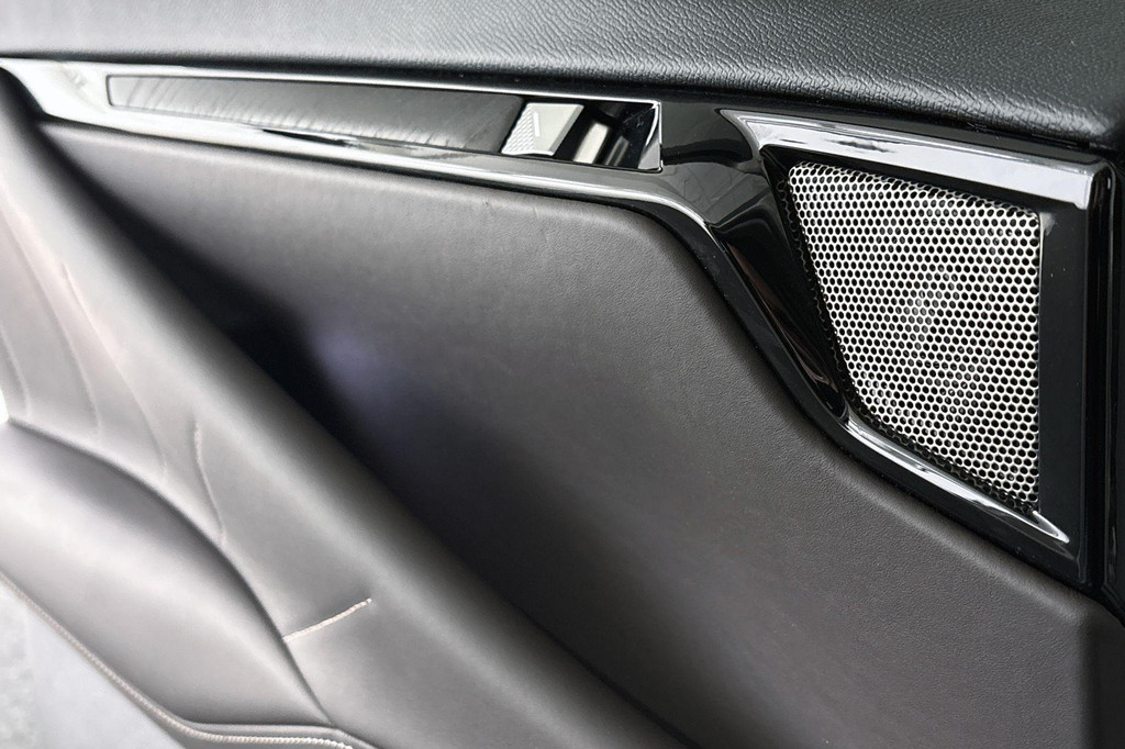 DS DS 4 (P057XD) met abonnement