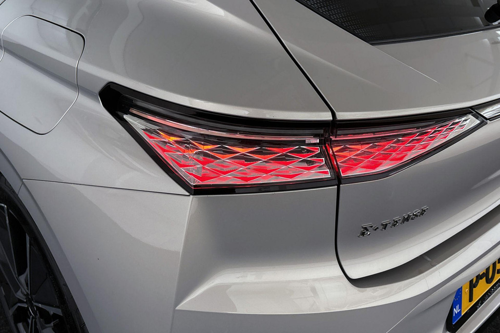 DS DS 4 (P057XD) met abonnement