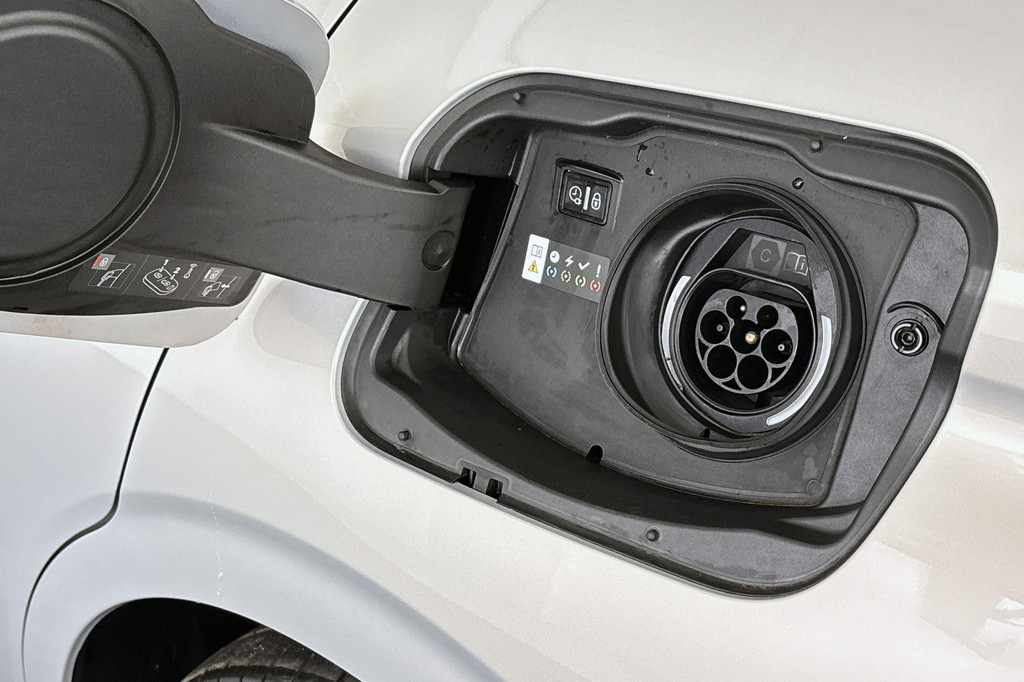 DS DS 4 (P057XD) met abonnement