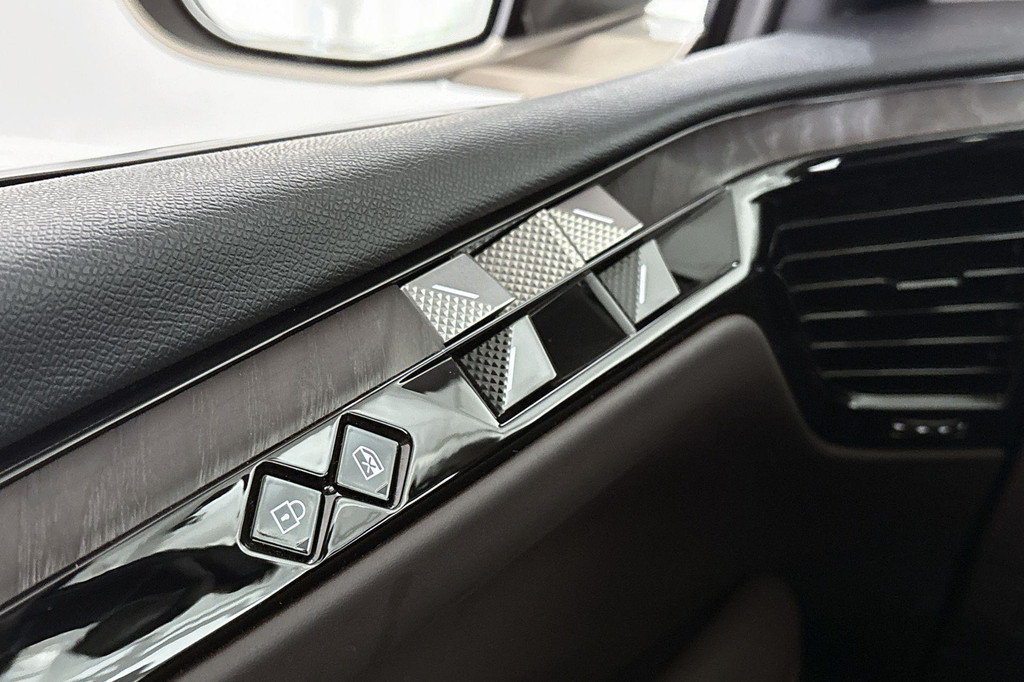 DS DS 4 (P057XD) met abonnement