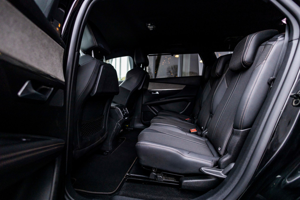 Peugeot 5008 (S813ZJ) met abonnement