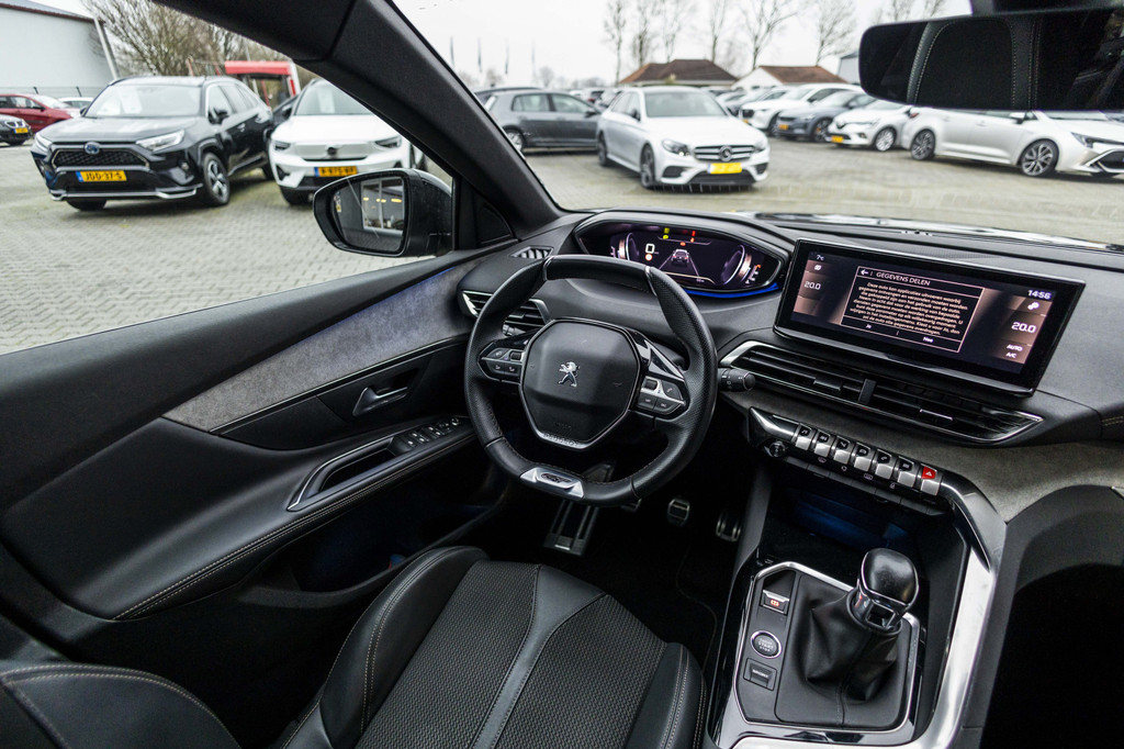 Peugeot 5008 (S813ZJ) met abonnement