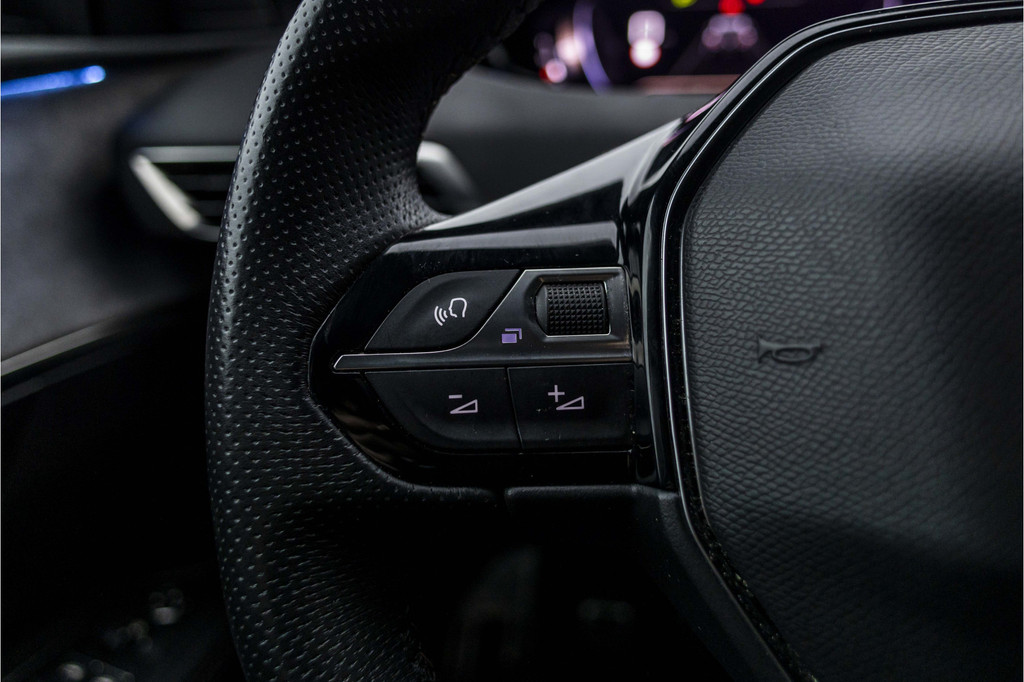 Peugeot 5008 (S813ZJ) met abonnement