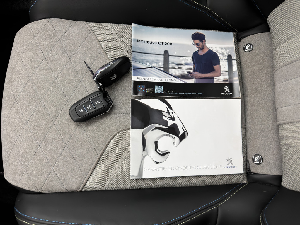 Peugeot e-208 (J509PF) met abonnement