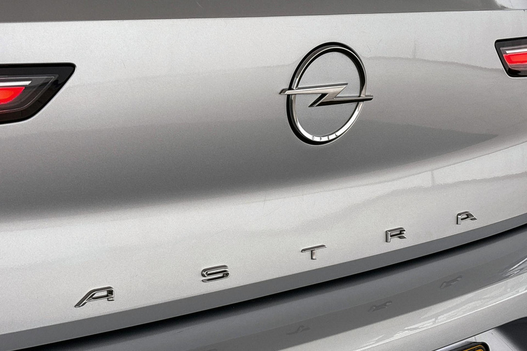 Opel Astra (R866RX) met abonnement