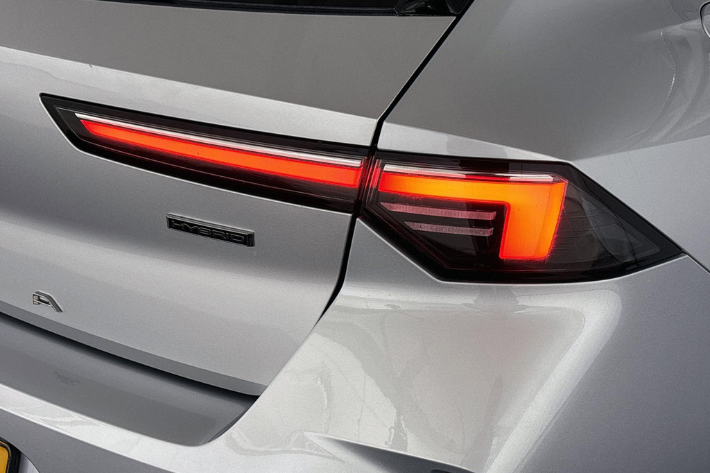 Opel Astra (R866RX) met abonnement