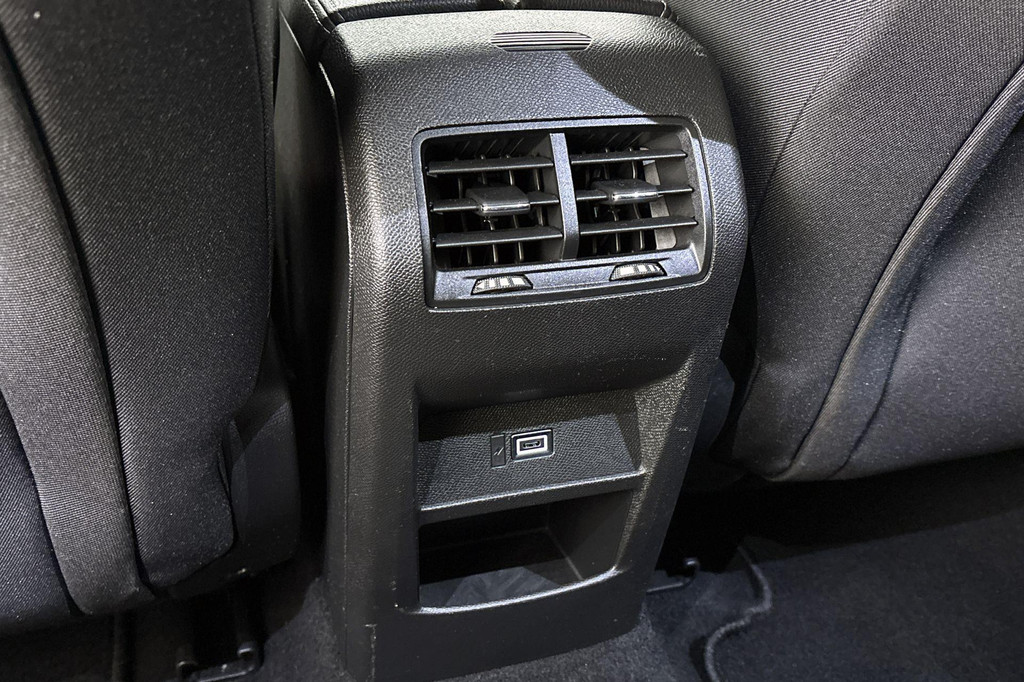 Opel Astra (R866RX) met abonnement