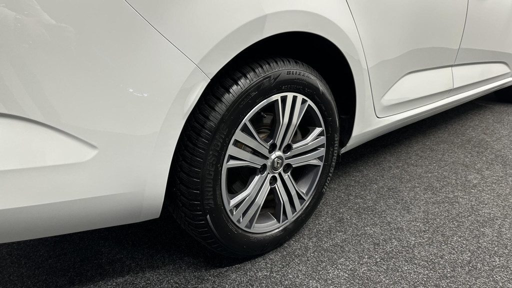 Renault MEGANE Estate (P609GJ) met abonnement