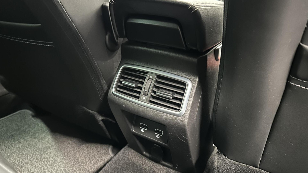 Renault MEGANE Estate (P609GJ) met abonnement