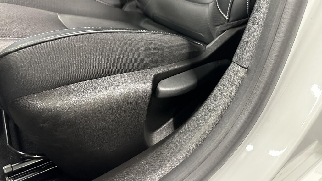 Renault MEGANE Estate (P609GJ) met abonnement