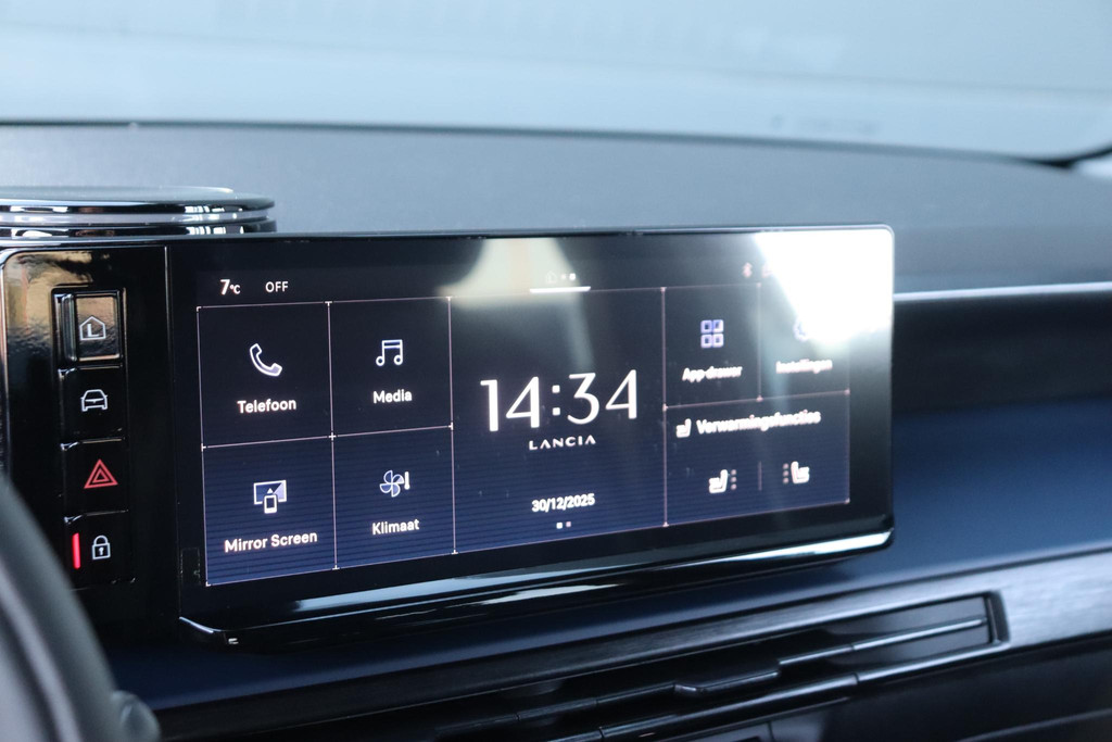 Lancia Ypsilon (JSV07K) met abonnement