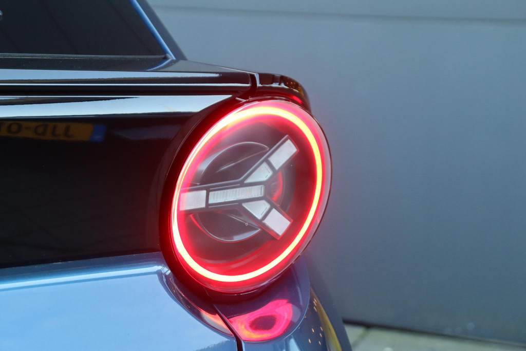 Lancia Ypsilon (JSV07K) met abonnement